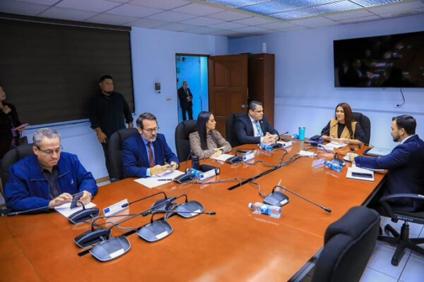La FGR deberá de realizar la correspondiente calificación jurídica y el ejercicio de la acción penal por los delitos que correspondan a los exfuncionarios.