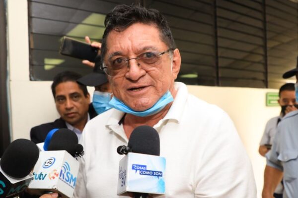 El empresario transportista dueño de los autobuses bajo la concesión de las rutas 42 y 152, Catalino Miranda, enfrentará la Vista Pública el próximo 15 de mayo.