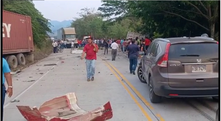 Accidente deja cinco fallecidos
