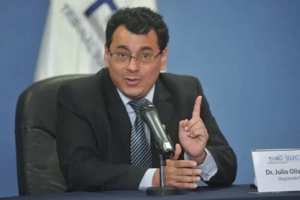 Julio Olivo