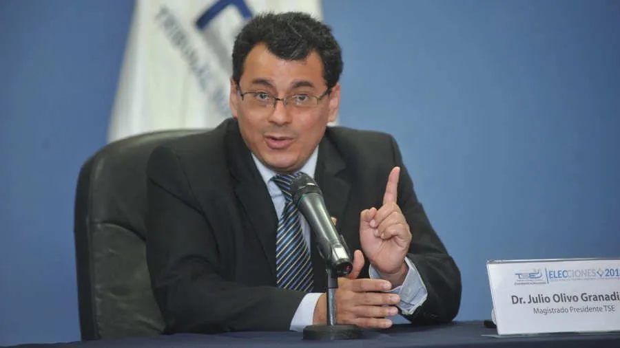 Julio Olivo