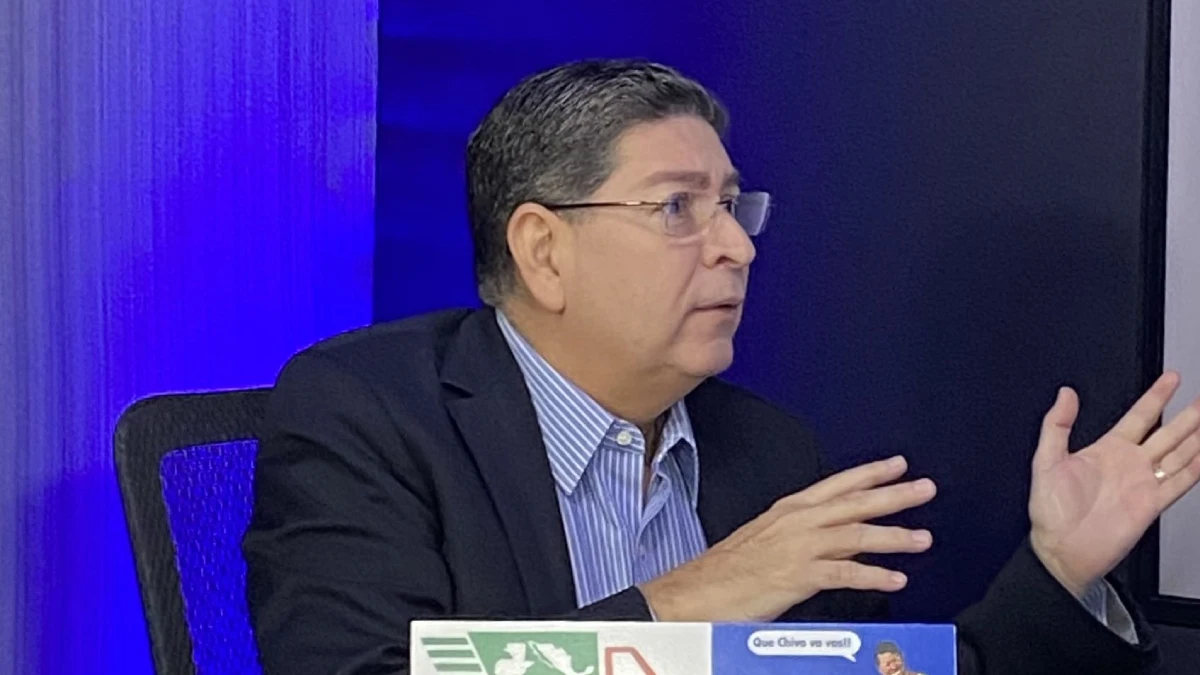 Walter Araujo opinión sobre el gremio médico salvadoreño