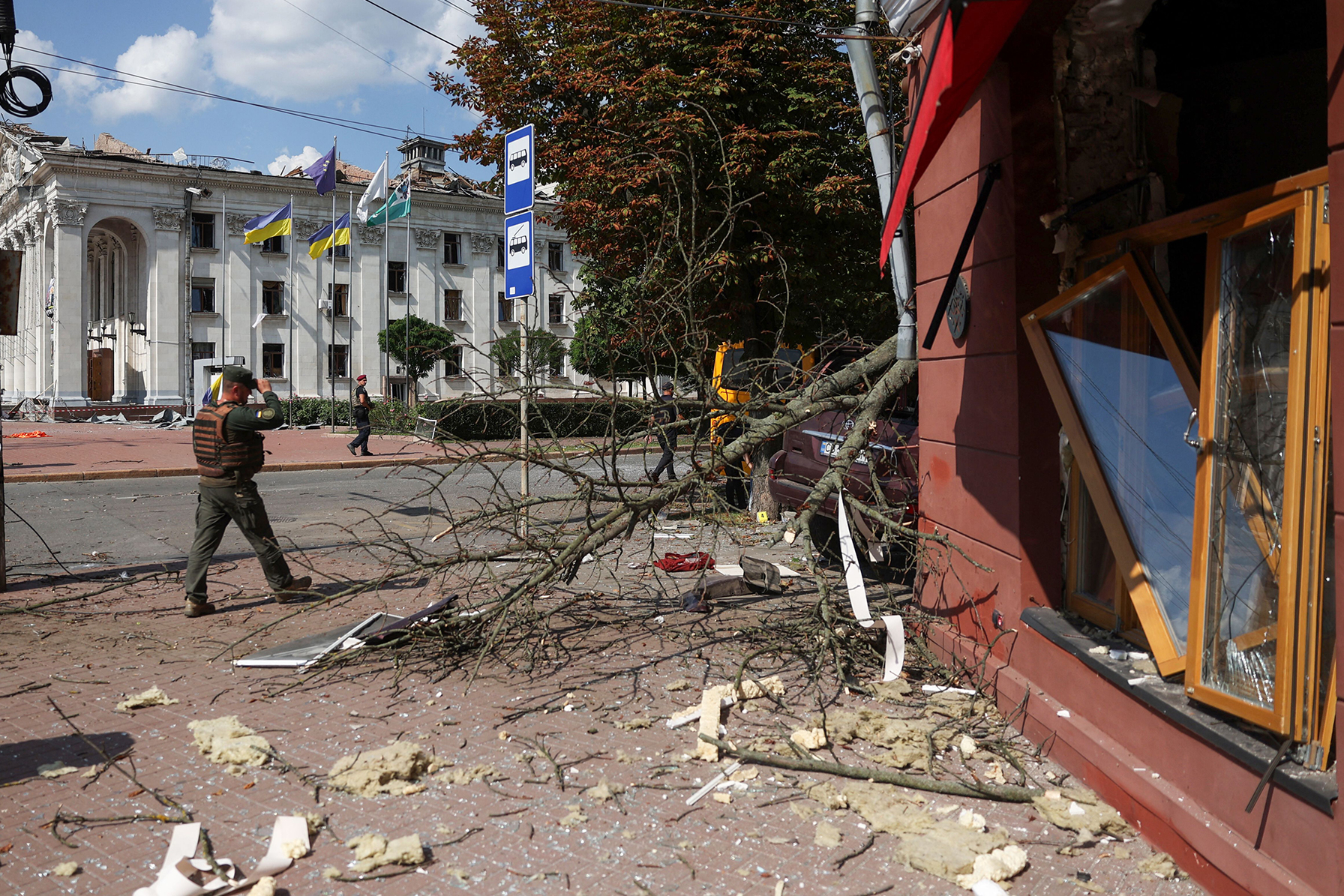 Al menos siete muertos en bombardeo ruso en una universidad y un teatro en  Chernihiv, Ucrania - Noticias de El Salvador