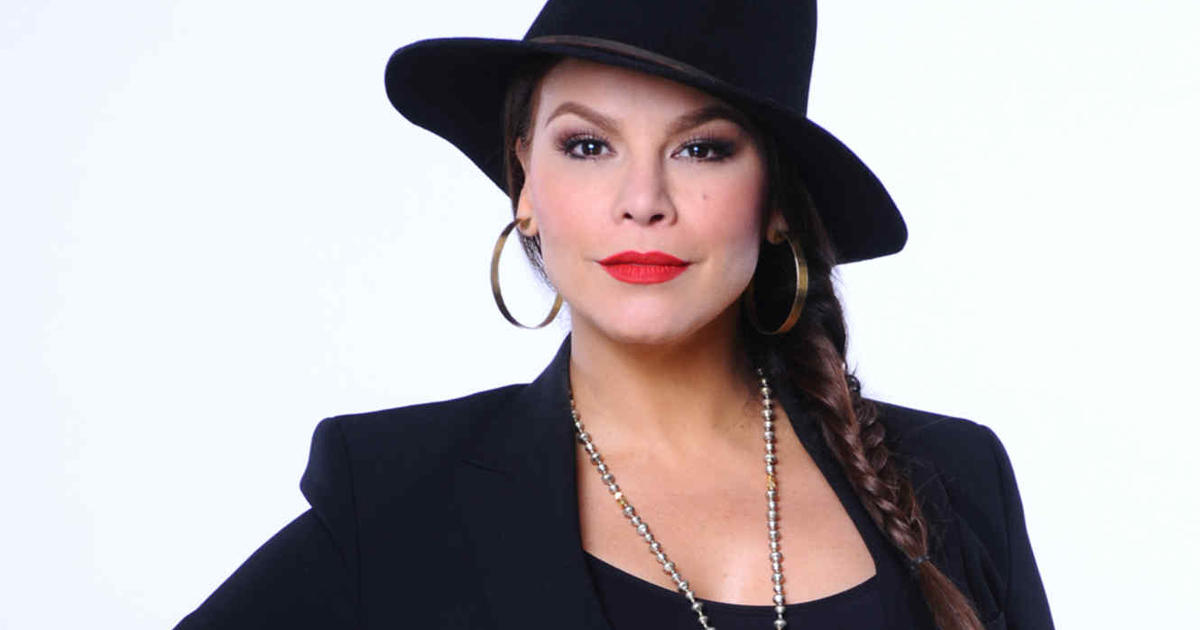 Olga Tañón regresa a El Salvador con su "Tour Simetría 2023" Noticias