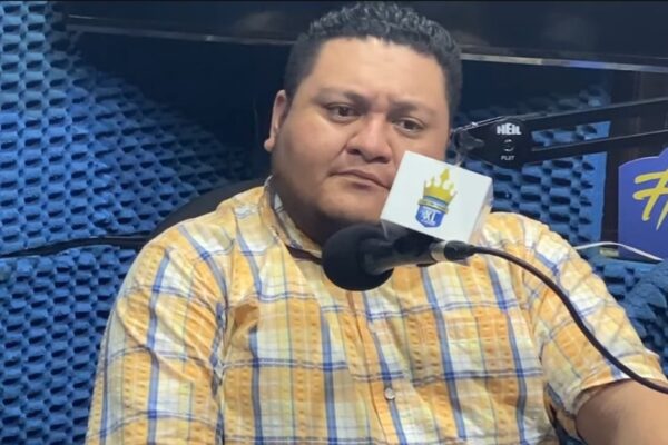 Carlos Huezo: "La elección está dada y el presidente Nayib Bukele va a ser reeleecto con un margen único en la historia"
