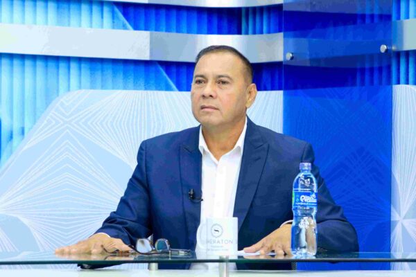Salgado aseguró que Castellón es quien le ha pagado a los migueleños para manifestarse contra la tala indiscriminada de árboles.
