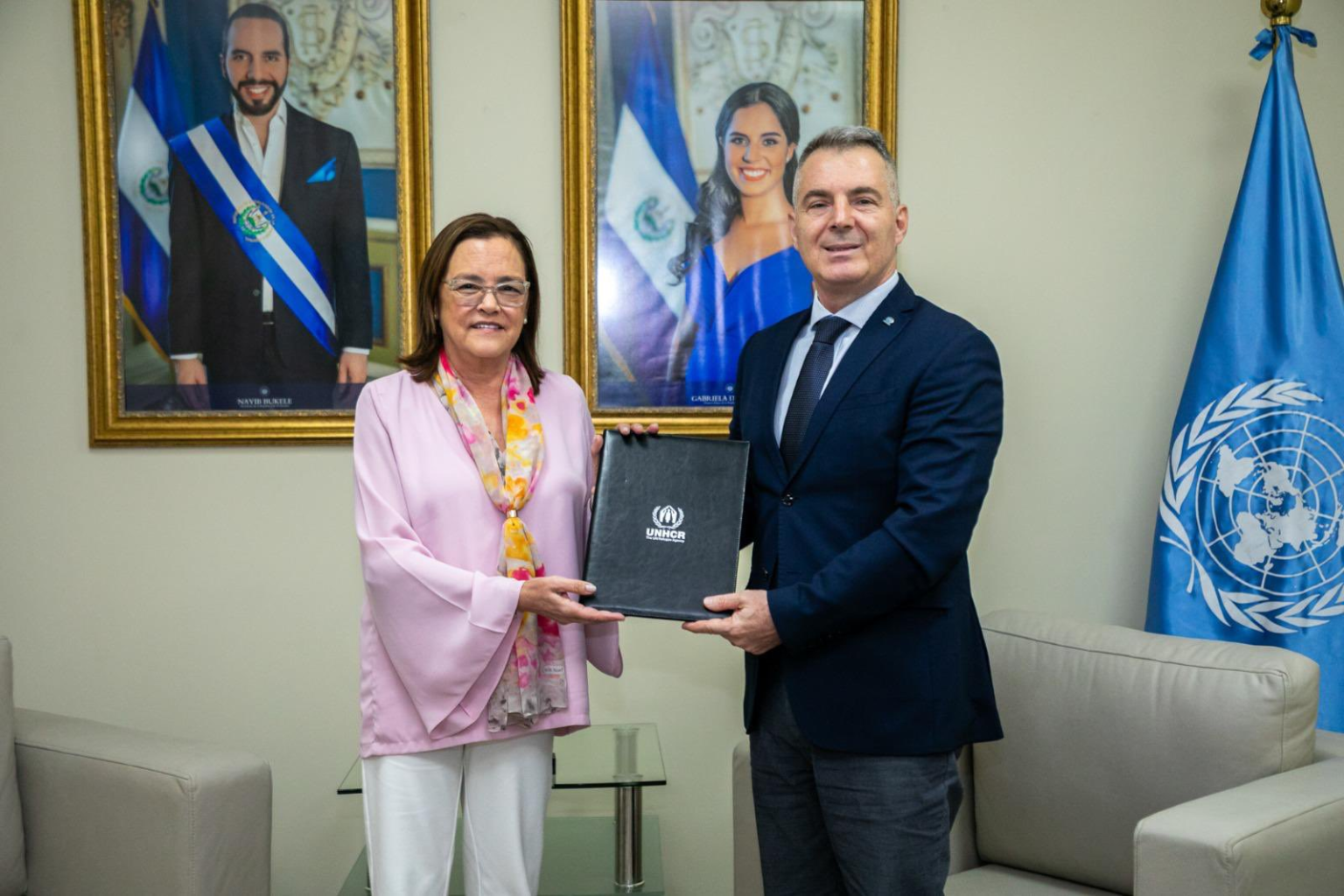 Representante de ACNUR presenta cartas credenciales en El Salvador - La ...