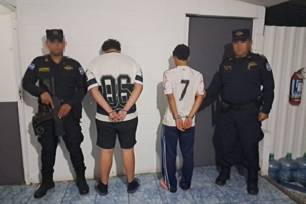 Capturan a cinco personas tras operativo antidrogas en La Libertad: Incautan más de 8.4 kilos de marihuana