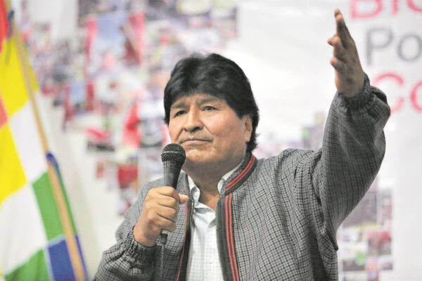 Fiscalía de Bolivia emite orden de aprehensión contra el expresidente Evo Morales