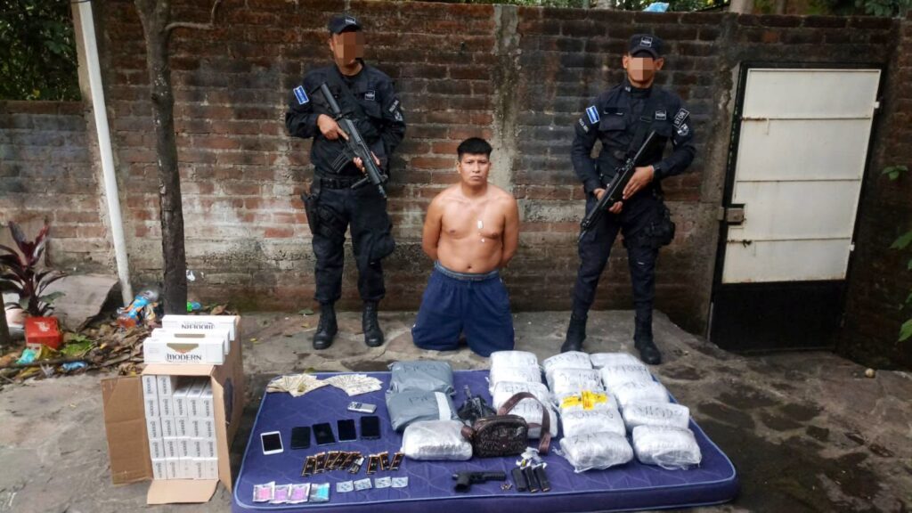 Pandillero de la MS enfrentará juicio por tráfico de drogas y arma de fuego en Nahuizalco