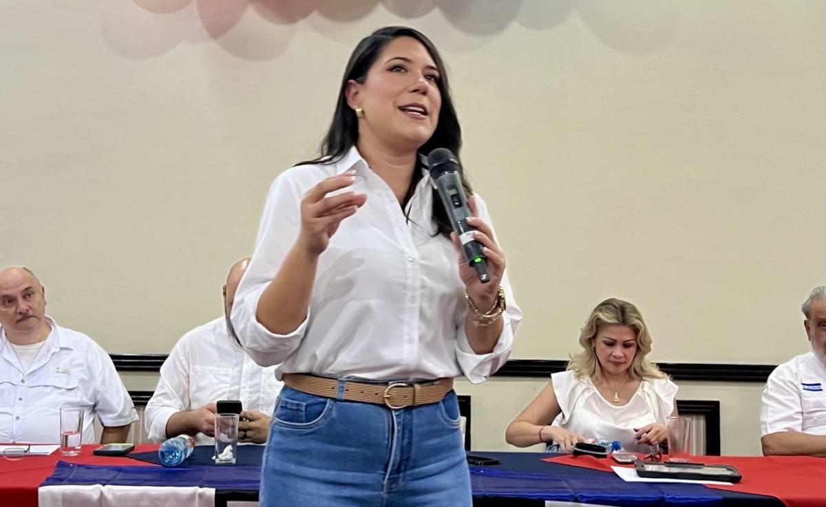 ARENA será la "gran alternativa" de los salvadoreños para equilibrar el poder en 2027, según la candidata Mayteé Iraeta