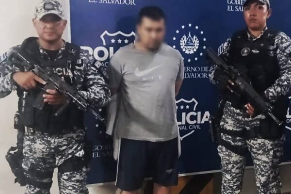 Capturan en Sonsonate a hombre acusado de asesinar a su pareja en San Salvador Centro