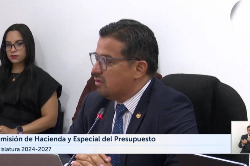 Hacienda: "El Salvador está cumpliendo puntualmente cada compromiso de deuda a su vencimiento"