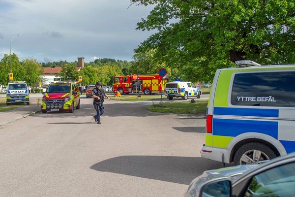 Ataque con espada en una escuela de Suecia deja varias personas heridas