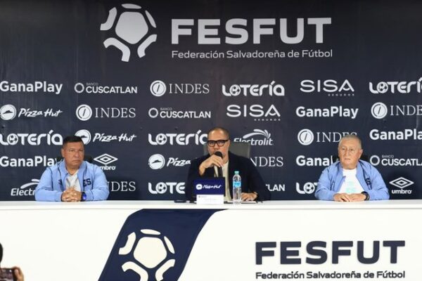 Eduardo Lara es presentado como nuevo técnico de la Selección Sub-20 de El Salvador