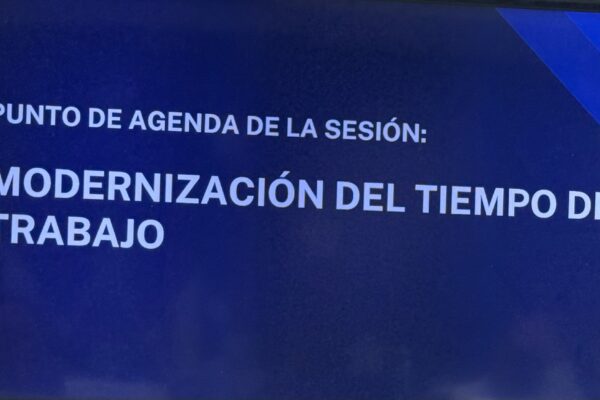Sin reducir la jornada laboral: CST inicia análisis para modernizar el tiempo de trabajo