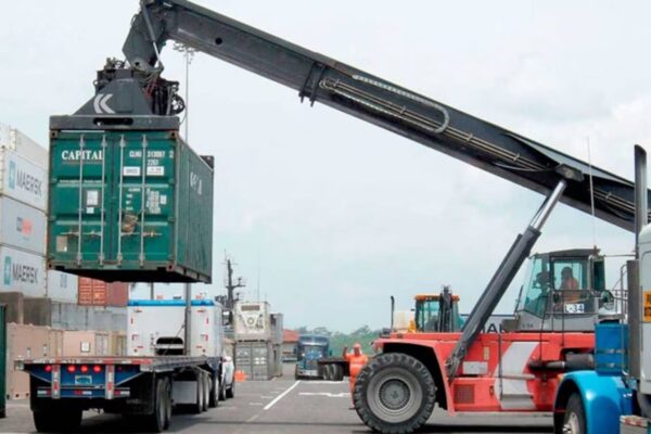 Canadá activa oficialmente aranceles sobre productos de Estados Unidos