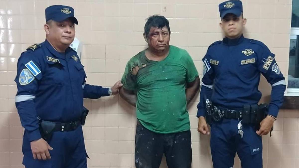Capturan a motociclista ebrio tras atropellar a un peatón en Morazán