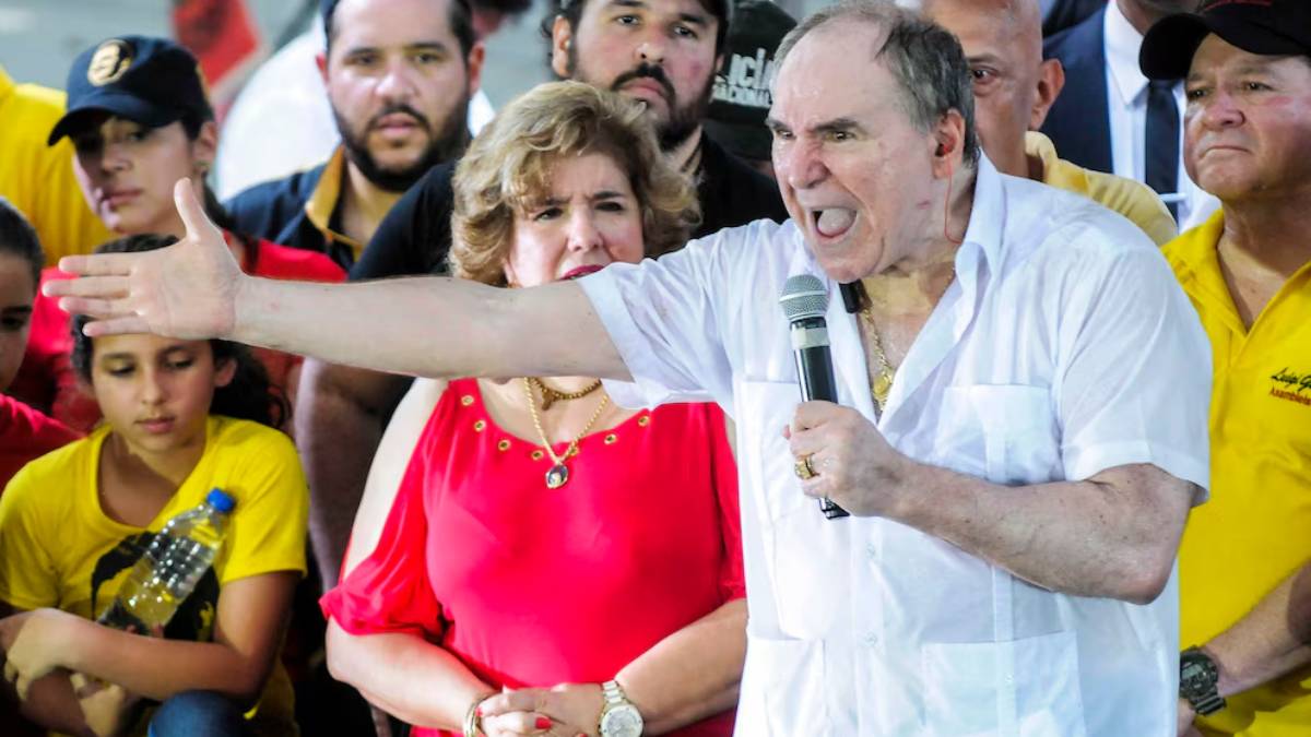 Expresidente de Ecuador Abdalá Bucaram es condenado a nueve años de cárcel por corrupción