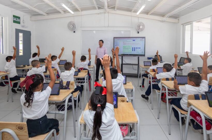 Inicia instalación de nuevo modelo educativo con IA en el Centro Escolar Los Toles
