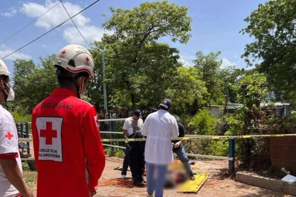 PNC reporta que un hombre murió tras caer de un puente en Jiquilisco