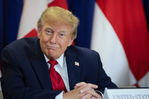 Trump afirma que conversación con Irán "salió muy bien": "Podría ser un gran país"