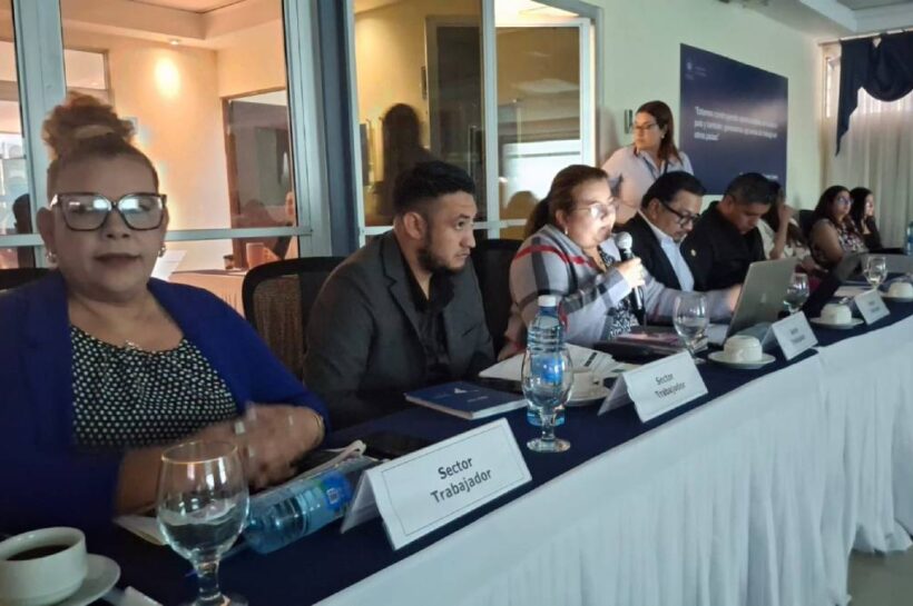 Unidad Sindical propone al Consejo del Trabajo avanzar hacia un salario vital