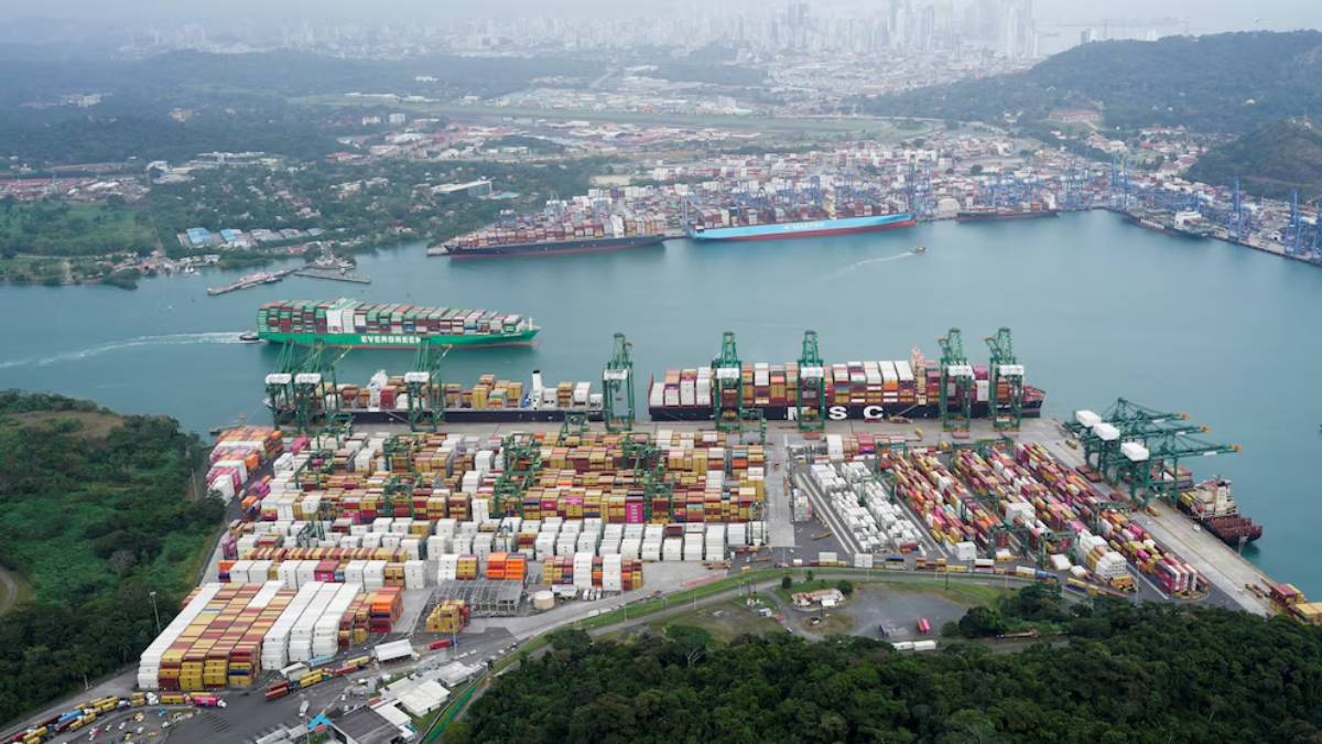 Canal de Panamá alcanza récord de carga tras cierre del estrecho de Ormuz