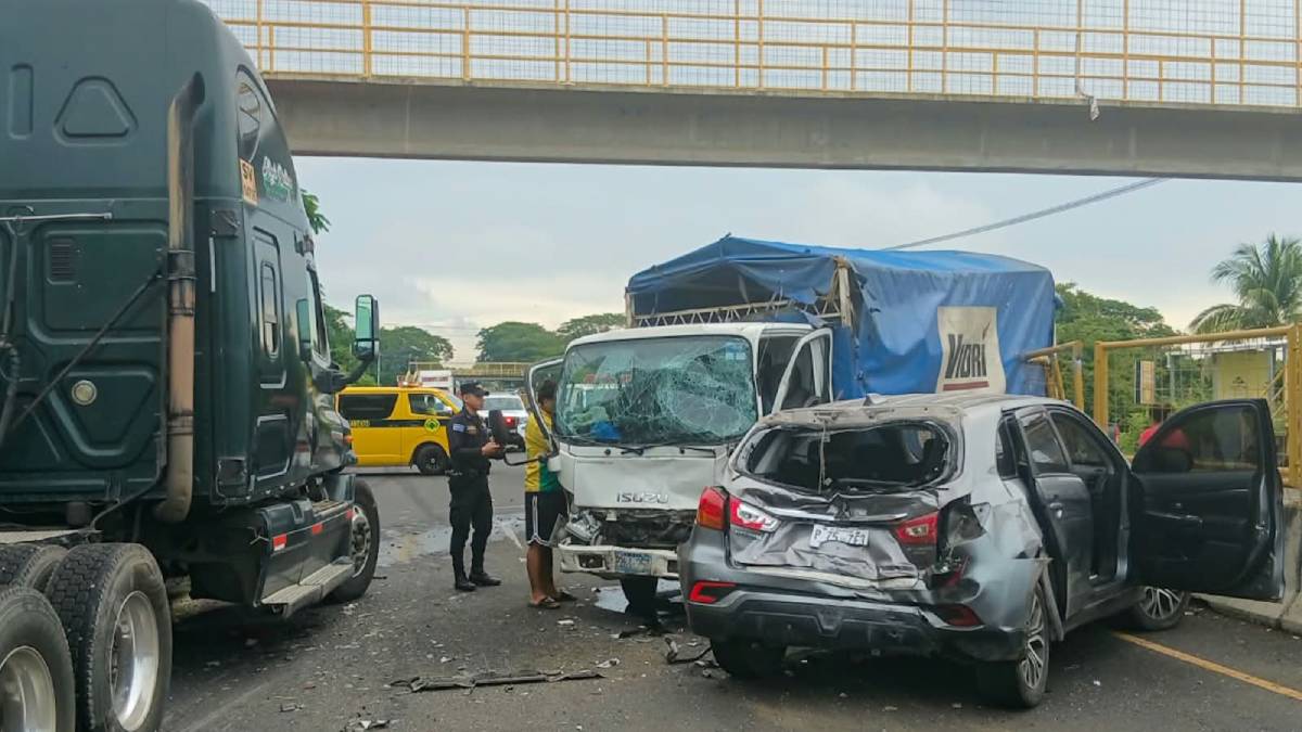 Capturan a conductor de cabezal tras accidente múltiple en carretera Litoral