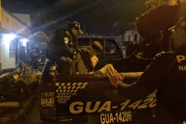 Capturan en Guatemala a presunto pandillero salvadoreño que pretendía cometer ataque armado