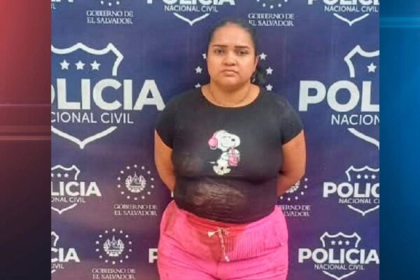 Discusión en vehículo termina con dos hombres lesionados y una mujer capturada
