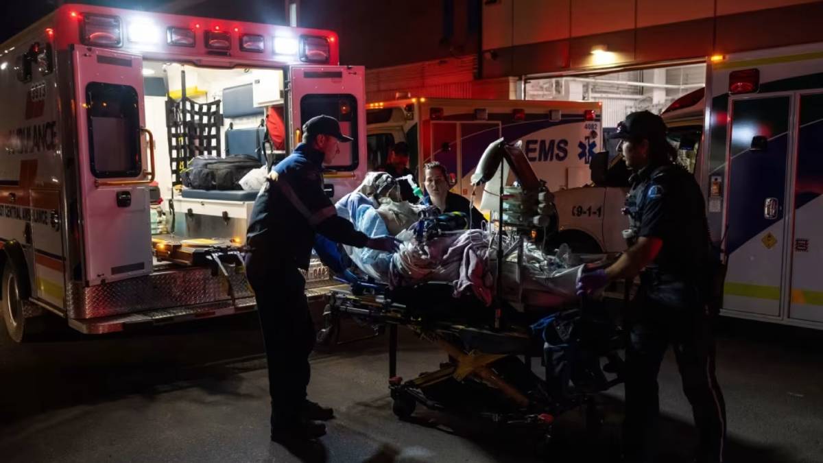 Incendio en militar de Canadá deja cuatro muertos y decenas de heridos