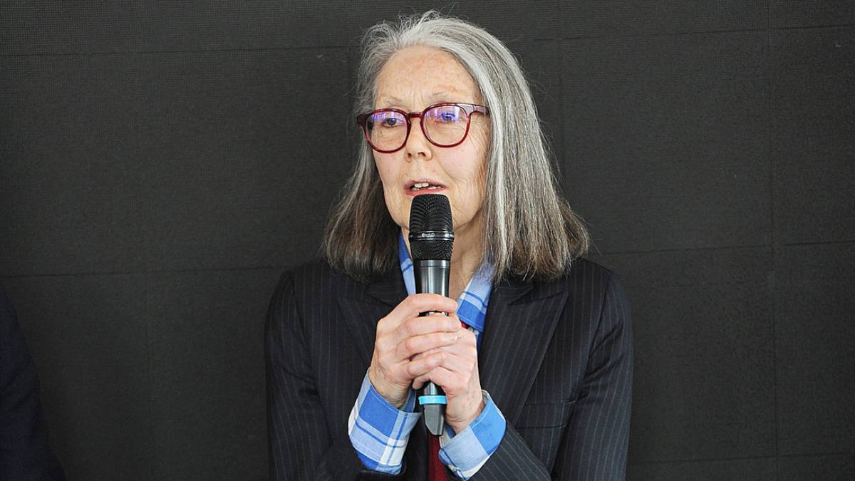 La escritora canadiense Anne Carson gana el Nobel de Literatura 2026
