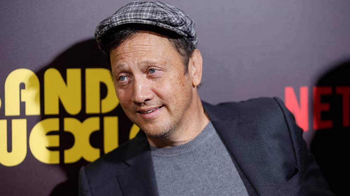 Rob Schneider: "Gracias a Bukele los niños pueden caminar seguros a la escuela"