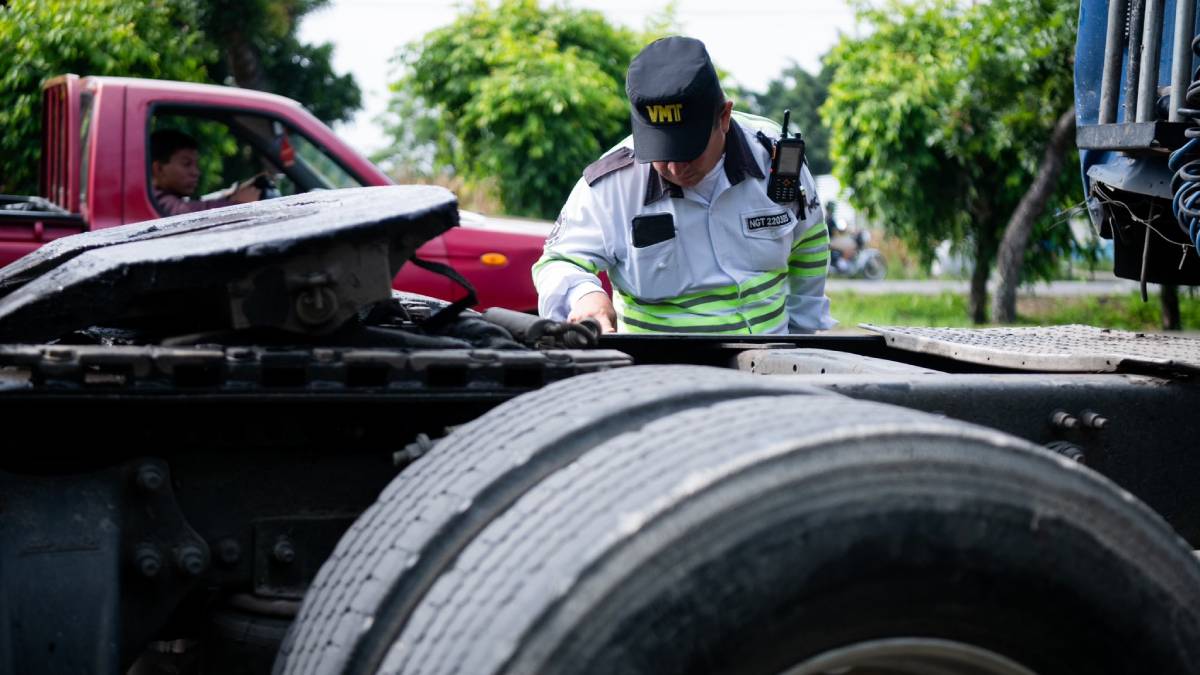 VMT exigirá revisión técnica a cabezales y remolques desde noviembre